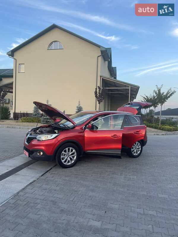 Позашляховик / Кросовер Renault Kadjar 2016 в Луцьку