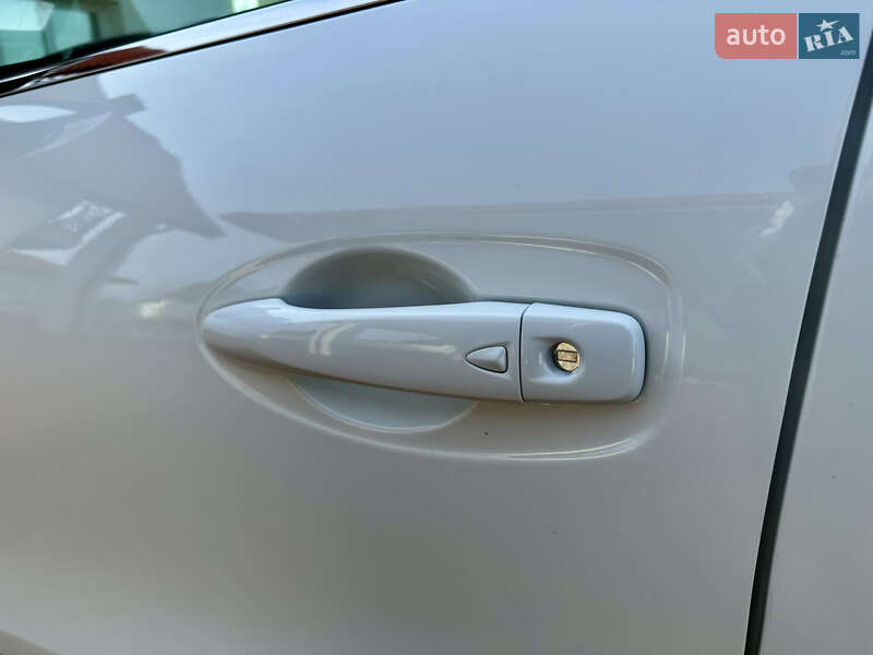 Внедорожник / Кроссовер Renault Kadjar 2017 в Луцке