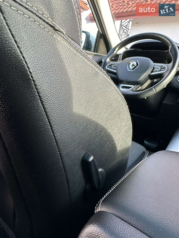 Внедорожник / Кроссовер Renault Kadjar 2017 в Луцке