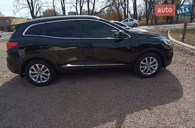 Внедорожник / Кроссовер Renault Kadjar 2015 в 