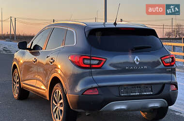 Внедорожник / Кроссовер Renault Kadjar 2015 в 