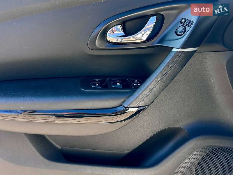 Позашляховик / Кросовер Renault Kadjar 2015 в Львові
