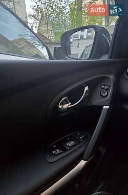 Внедорожник / Кроссовер Renault Kadjar 2015 в 