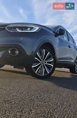 Внедорожник / Кроссовер Renault Kadjar 2015 в 