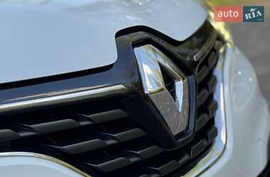 Позашляховик / Кросовер Renault Kadjar 2018 в 