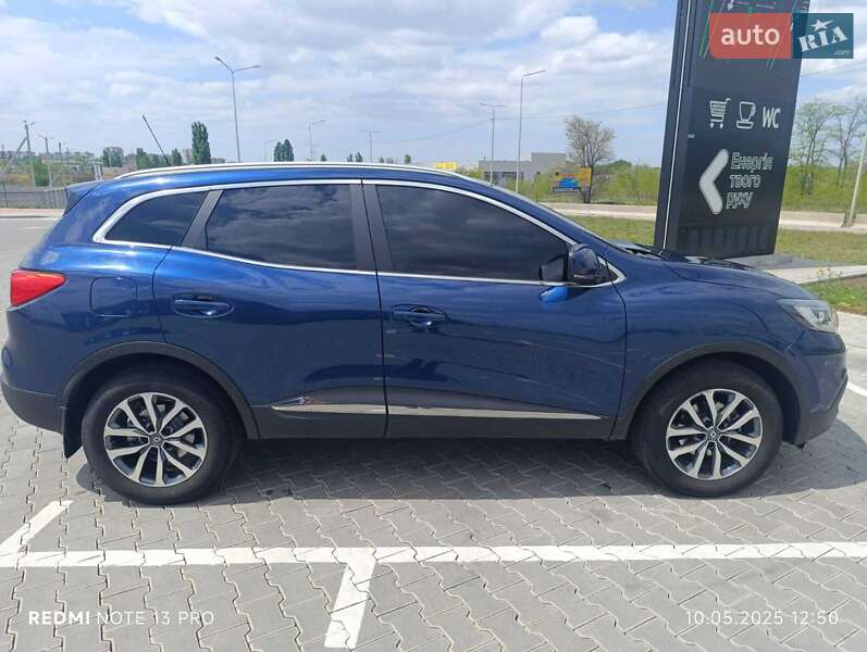 Внедорожник / Кроссовер Renault Kadjar 2016 в 