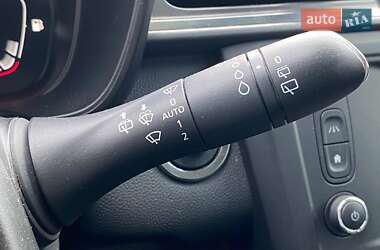 Внедорожник / Кроссовер Renault Kadjar 2016 в 