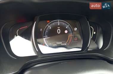 Внедорожник / Кроссовер Renault Kadjar 2016 в 
