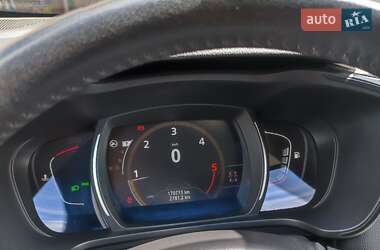 Внедорожник / Кроссовер Renault Kadjar 2016 в 