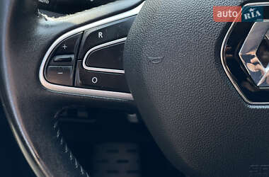 Позашляховик / Кросовер Renault Kadjar 2018 в 