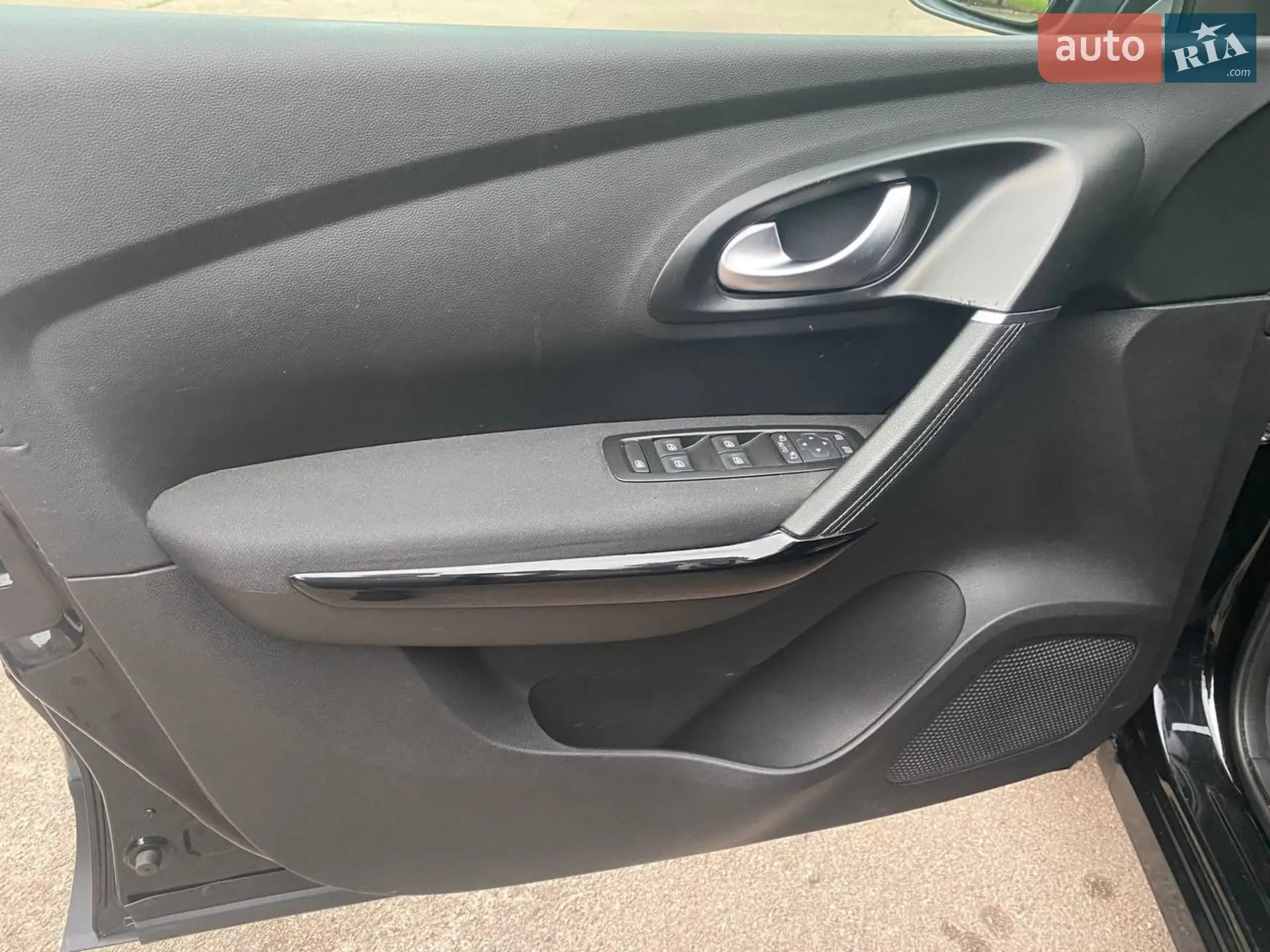 Renault Kadjar 2019 VIN VF1RFE00964195678 фото оголошення 42 з 46