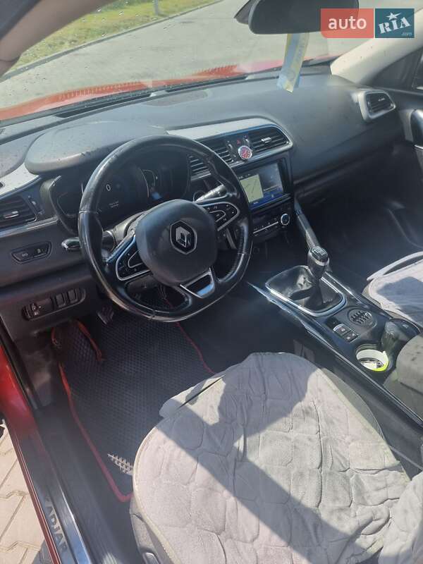 Позашляховик / Кросовер Renault Kadjar 2015 в Луцьку