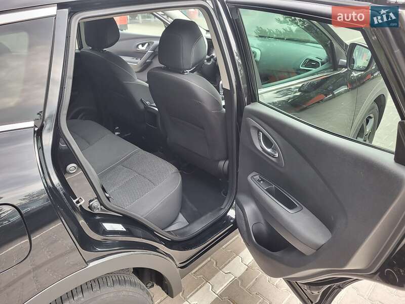 Позашляховик / Кросовер Renault Kadjar 2016 в Рівному