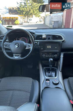 Внедорожник / Кроссовер Renault Kadjar 2015 в 