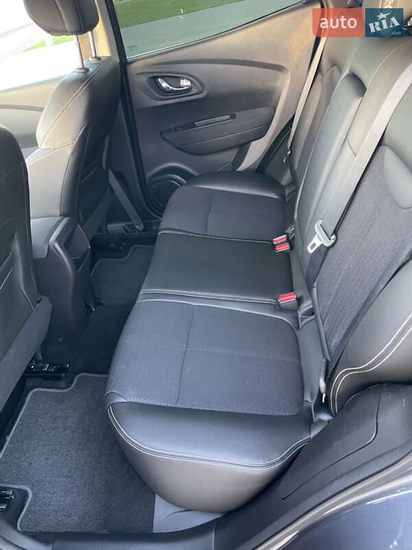 Внедорожник / Кроссовер Renault Kadjar 2018 в Дубно