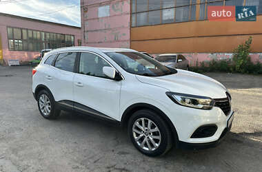 Внедорожник / Кроссовер Renault Kadjar 2019 в 