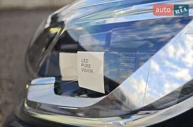 Позашляховик / Кросовер Renault Kadjar 2018 в  фото 10 Позашляховик / Кросовер Renault Kadjar 2018 в