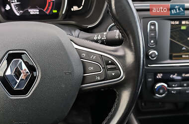 Позашляховик / Кросовер Renault Kadjar 2018 в  фото 33 Позашляховик / Кросовер Renault Kadjar 2018 в