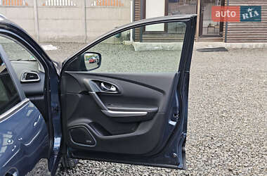 Позашляховик / Кросовер Renault Kadjar 2018 в  фото 61 Позашляховик / Кросовер Renault Kadjar 2018 в