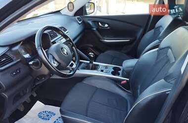 Внедорожник / Кроссовер Renault Kadjar 2015 в 