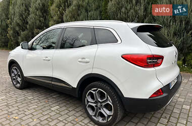 Внедорожник / Кроссовер Renault Kadjar 2015 в 