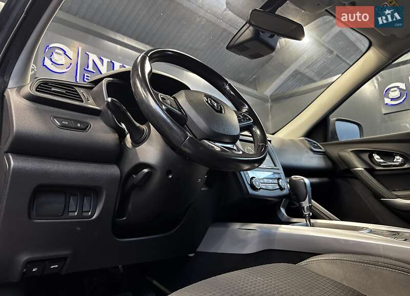 Внедорожник / Кроссовер Renault Kadjar 2016 в Киеве фото 30 Внедорожник / Кроссовер Renault Kadjar 2016 в Киеве