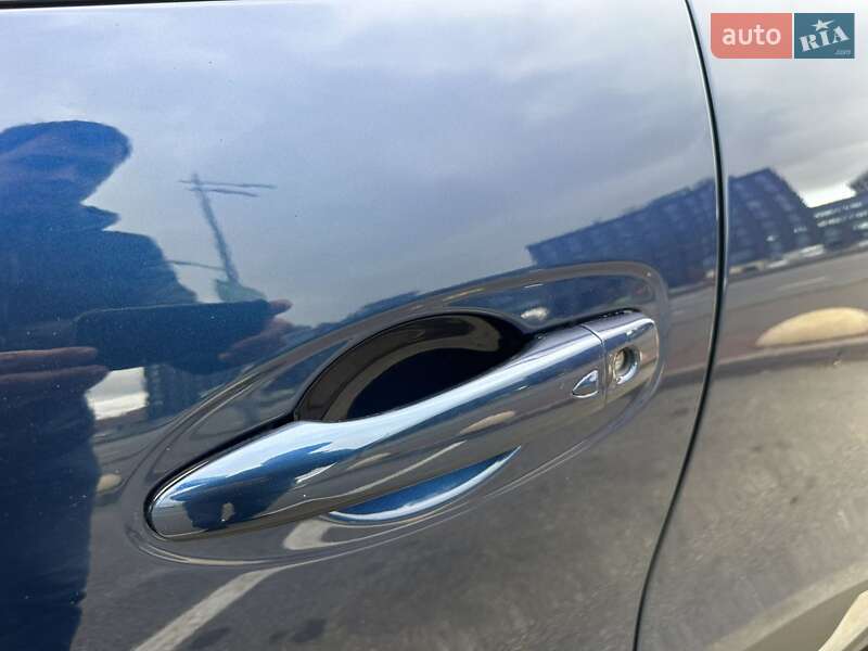 Позашляховик / Кросовер Renault Kadjar 2017 в Києві