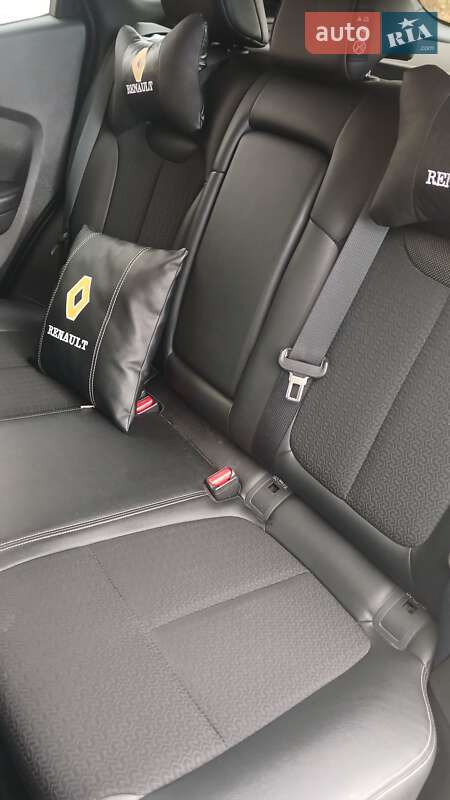 Позашляховик / Кросовер Renault Kadjar 2016 в Львові