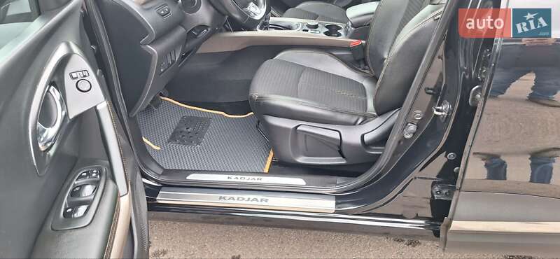 Внедорожник / Кроссовер Renault Kadjar 2016 в Новоархангельске