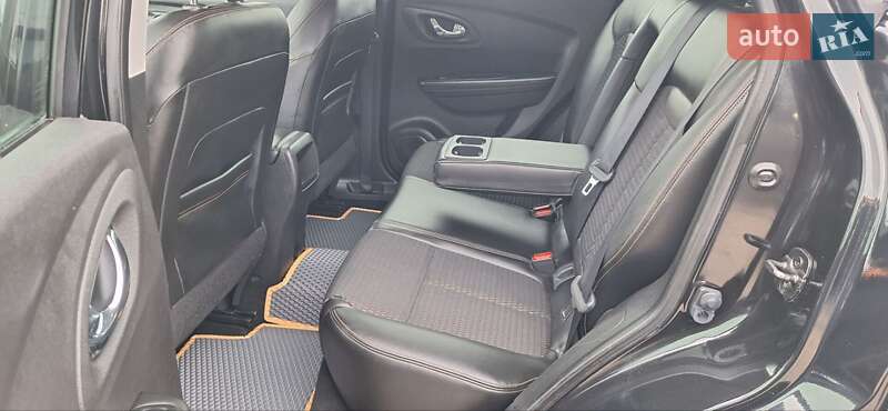 Внедорожник / Кроссовер Renault Kadjar 2016 в Новоархангельске