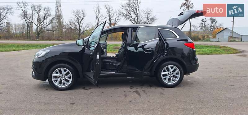 Внедорожник / Кроссовер Renault Kadjar 2016 в Новоархангельске