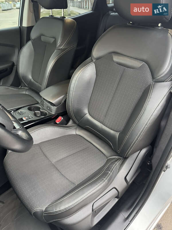 Позашляховик / Кросовер Renault Kadjar 2016 в Полтаві