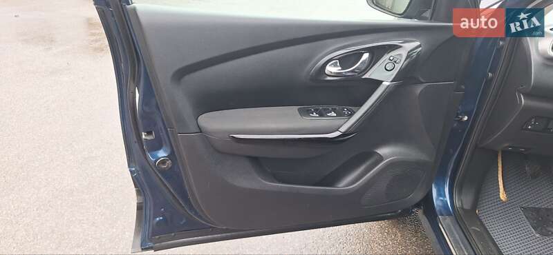 Внедорожник / Кроссовер Renault Kadjar 2017 в Новоархангельске фото 50 Внедорожник / Кроссовер Renault Kadjar 2017 в Новоархангельске