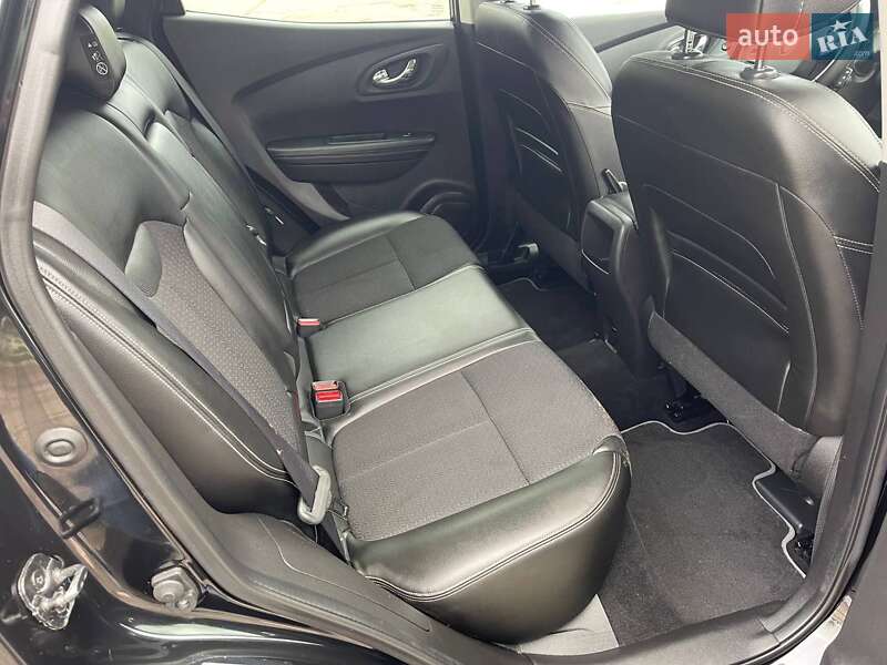 Внедорожник / Кроссовер Renault Kadjar 2016 в Новоархангельске