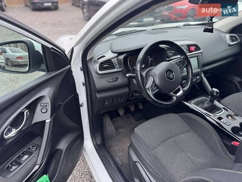Внедорожник / Кроссовер Renault Kadjar 2017 в Новояворовске