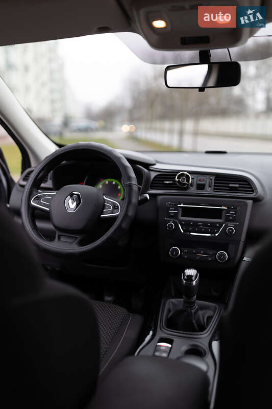 Внедорожник / Кроссовер Renault Kadjar 2017 в Ивано-Франковске