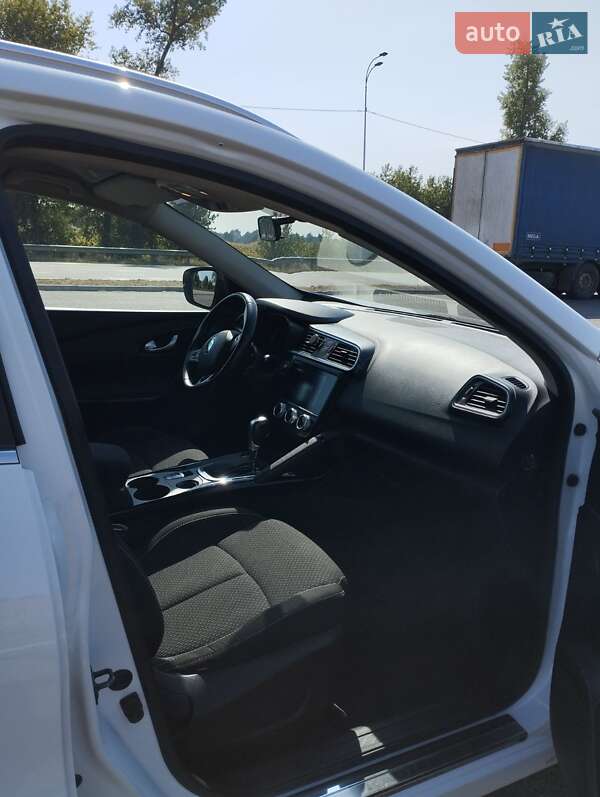 Внедорожник / Кроссовер Renault Kadjar 2019 в Ромнах