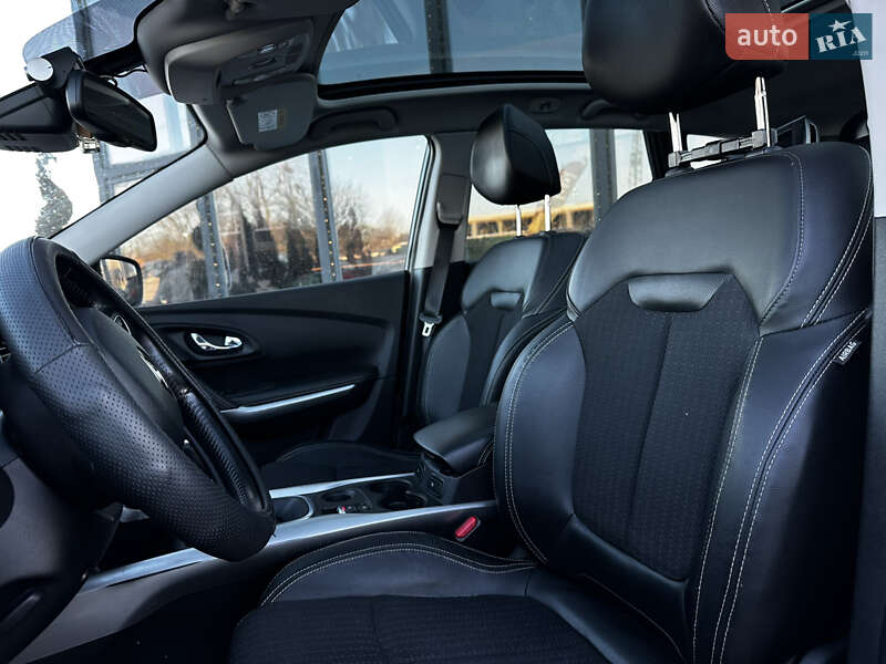 Внедорожник / Кроссовер Renault Kadjar 2016 в Львове