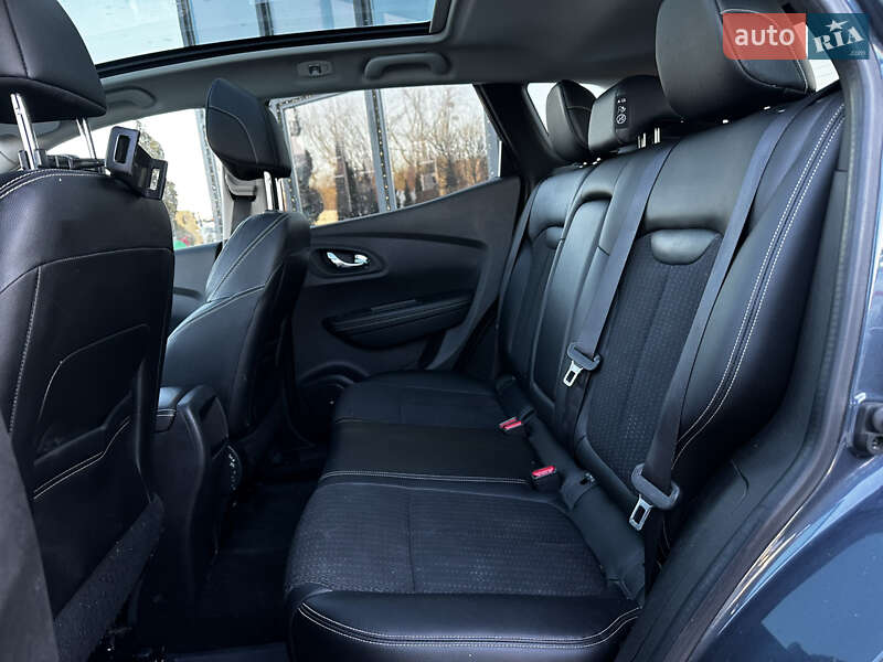 Внедорожник / Кроссовер Renault Kadjar 2016 в Львове