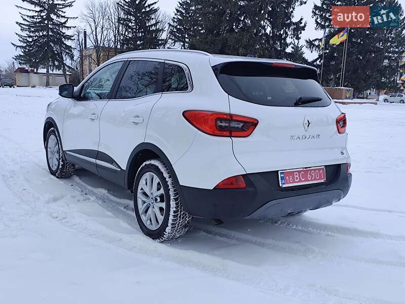 Внедорожник / Кроссовер Renault Kadjar 2016 в Новоархангельске