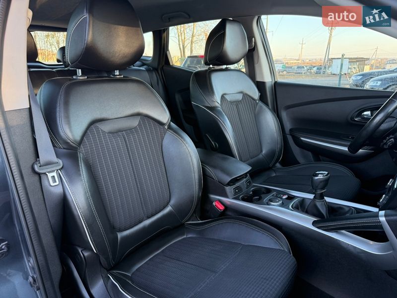 Внедорожник / Кроссовер Renault Kadjar 2017 в Ровно