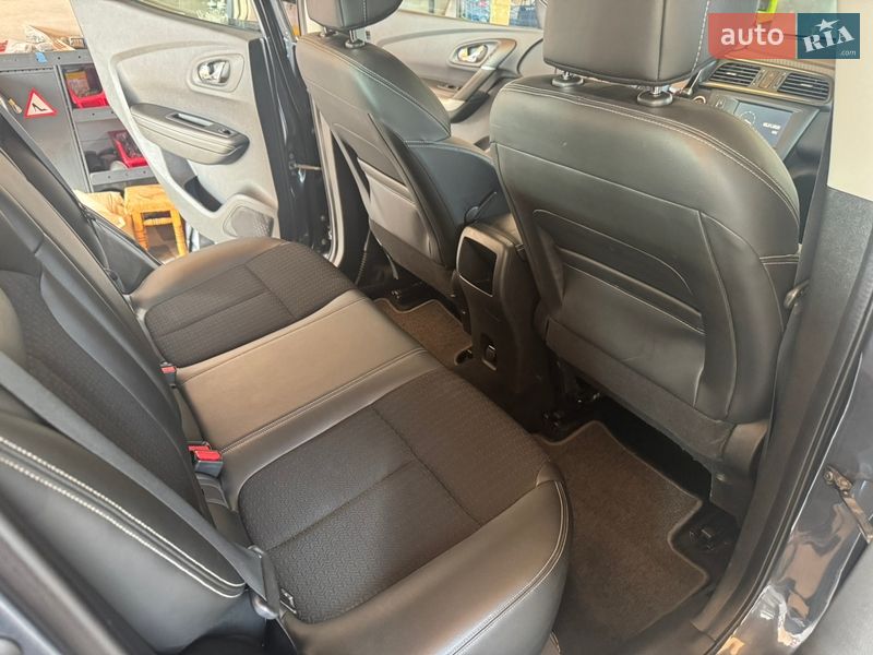 Внедорожник / Кроссовер Renault Kadjar 2015 в Ровно фото 18 Внедорожник / Кроссовер Renault Kadjar 2015 в Ровно