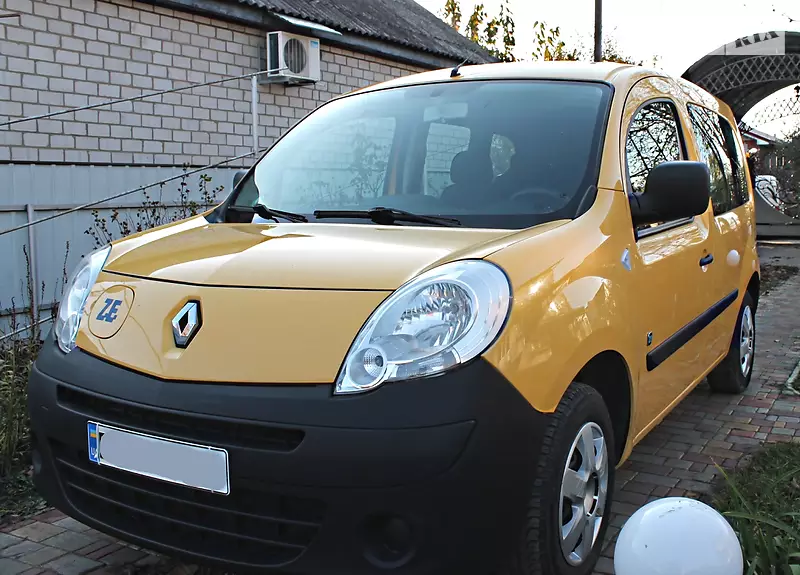 renault_kangoo-pass__253546830fx.webp