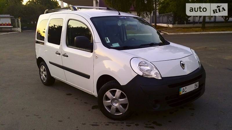 Грузопассажирский фургон Renault Kangoo 2010 в Луцке