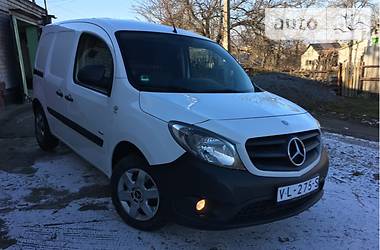 Грузопассажирский фургон Renault Kangoo 2015 в Днепре