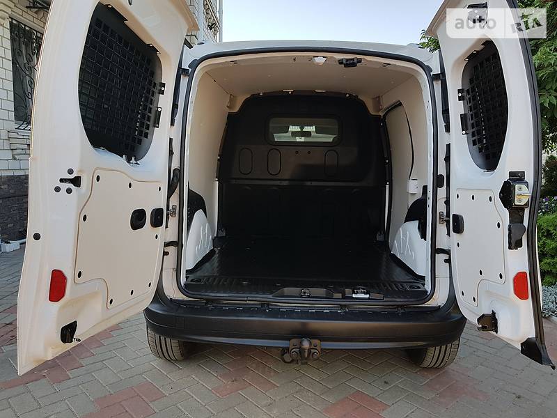 Вантажопасажирський фургон Renault Kangoo 2015 в Одесі