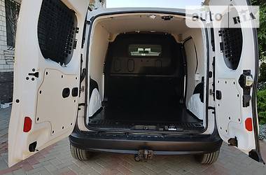 Вантажопасажирський фургон Renault Kangoo 2015 в 