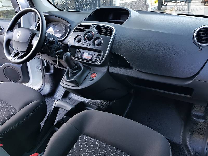 Вантажопасажирський фургон Renault Kangoo 2015 в Одесі
