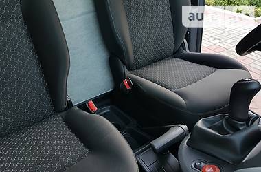Вантажопасажирський фургон Renault Kangoo 2015 в 