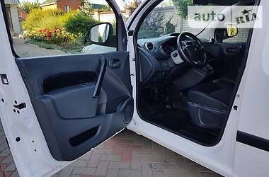 Вантажопасажирський фургон Renault Kangoo 2015 в 